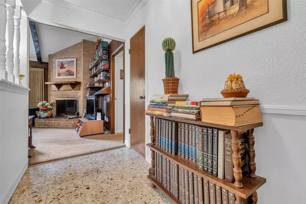 Houston, TX 77036,9222 Rowan LN