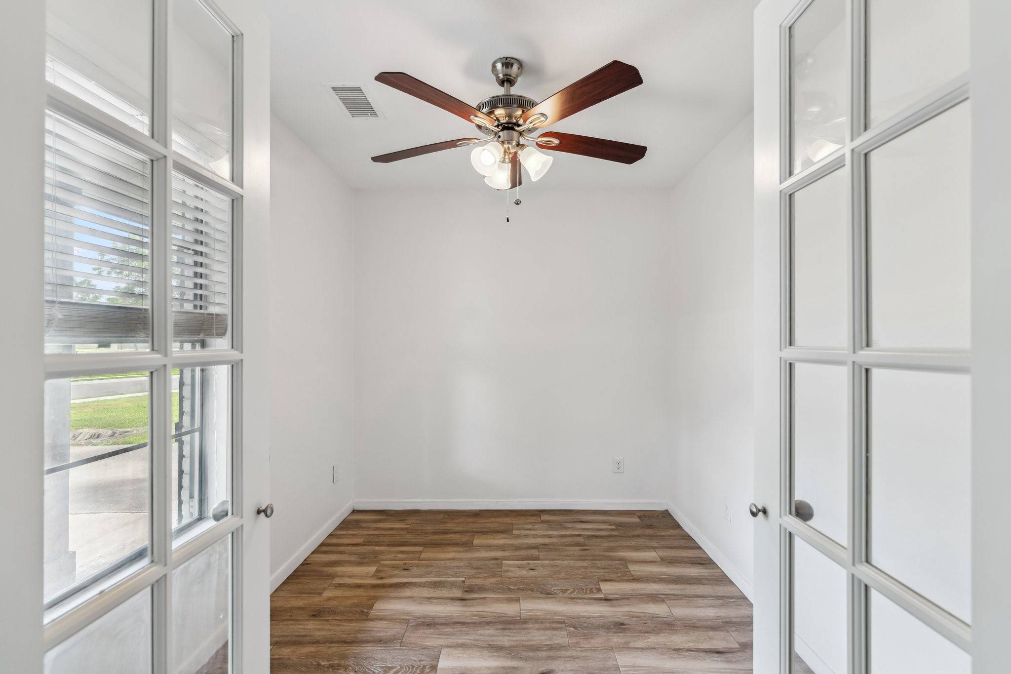 Houston, TX 77008,6038 Woodbrook LN