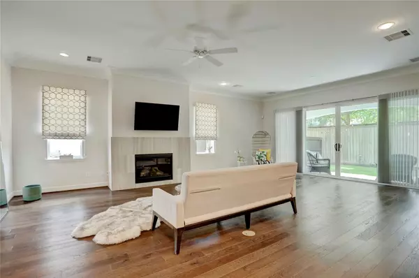 Houston, TX 77055,1715 Maravilla DR