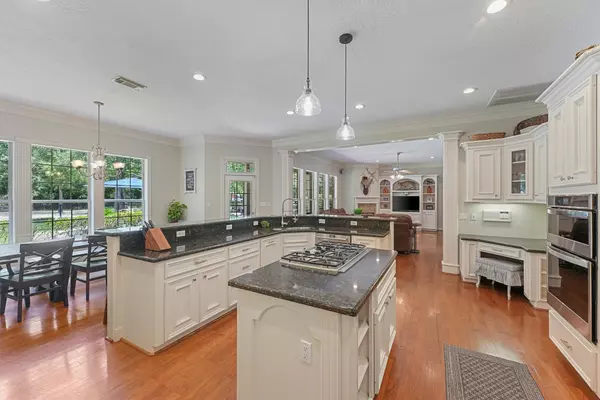 Huffman, TX 77336,711 Valley Commons DR