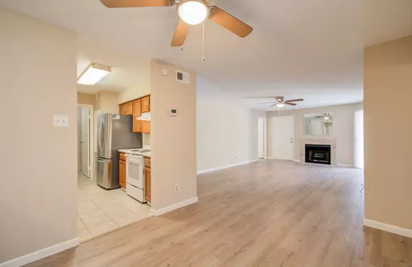 Houston, TX 77074,8787 Brae Acres RD #1104