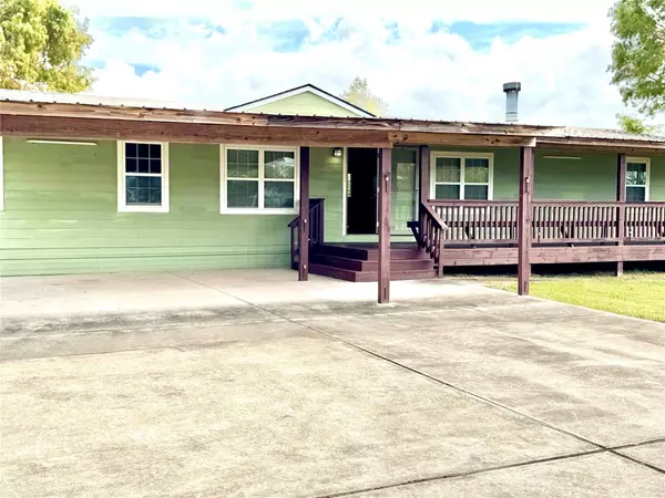 Alvin, TX 77511,6215 S Highway 35