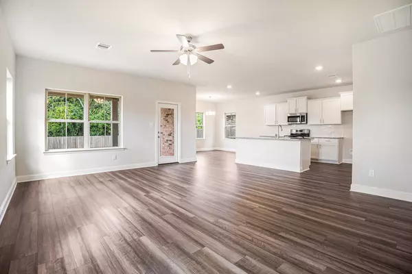 Dickinson, TX 77539,4334 W Bayou Maison CIR