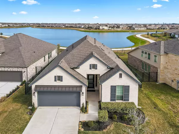 2802 Vanilla Sky LN, Texas City, TX 77568