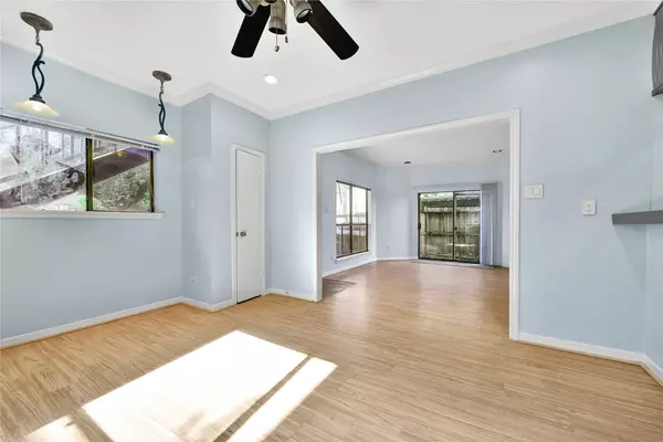 Houston, TX 77042,10137 Waterstone DR