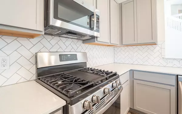 Hitchcock, TX 77563,7402 Parkview DR