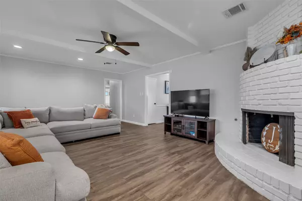 Houston, TX 77080,9926 Emnora LN