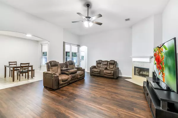 Conroe, TX 77385,1310 Beech DR