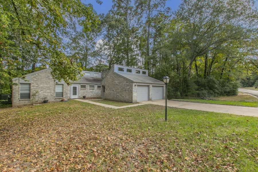 164 Westwood DR E, Trinity, TX 75862