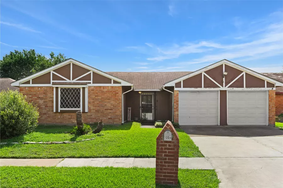 1330 Stevenage LN, Channelview, TX 77530