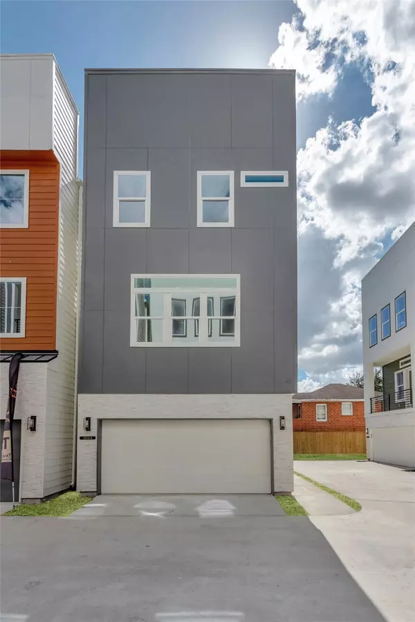 1805 Emir Street #E, Houston, TX 77009