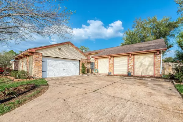 Houston, TX 77084,2402 Crooked LN