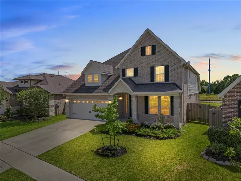 1833 Kenley WAY, Alvin, TX 77511