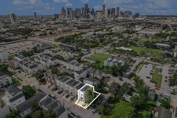 Houston, TX 77004,2221 Francis ST