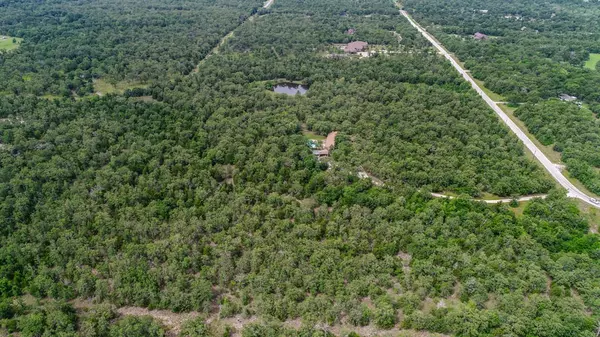 College Station, TX 77845,5781 Thousand Oaks RD