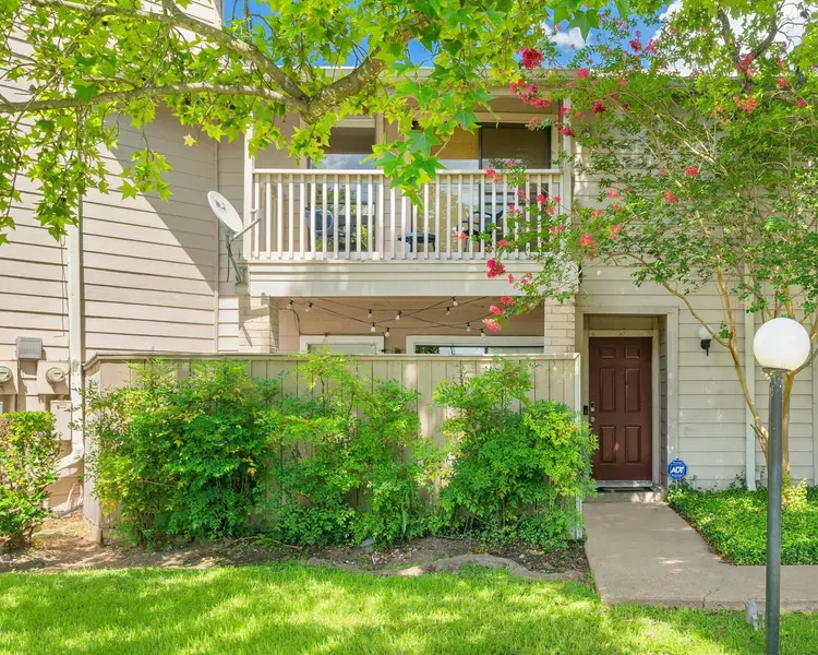 3605 Tanglewilde ST #3605, Houston, TX 77063