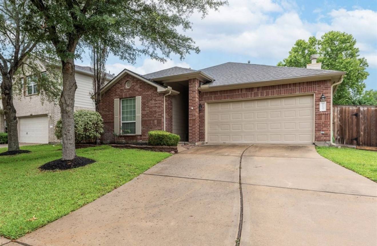 21127 Gladys Yoakum DR, Richmond, TX 77406