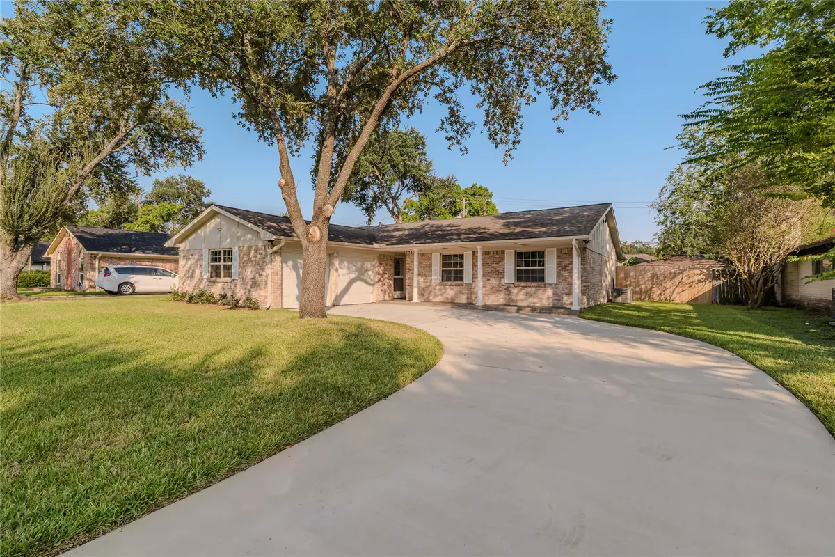 Houston, TX 77077,12406 Whittington DR