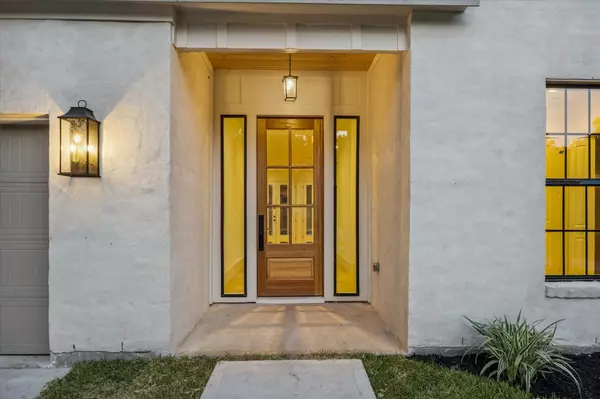 Houston, TX 77043,1918 Spillers LN