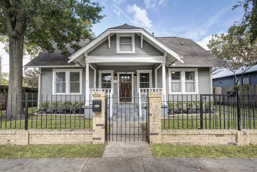 1135 Woodland ST, Houston, TX 77009