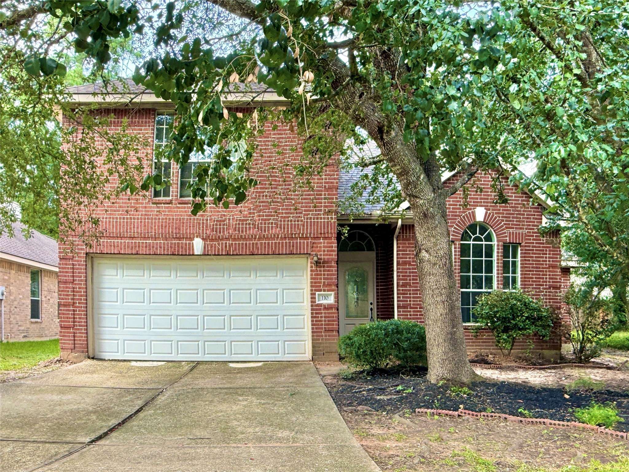 110 S Merryweather CIR, The Woodlands, TX 77384