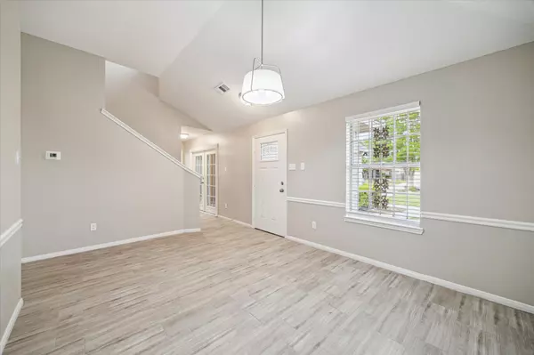 Houston, TX 77088,8915 Lakeworth DR