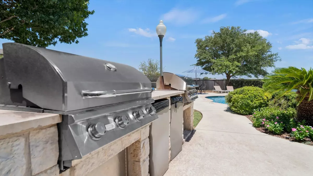 New Braunfels, TX 78130,705 Village WAY #9208