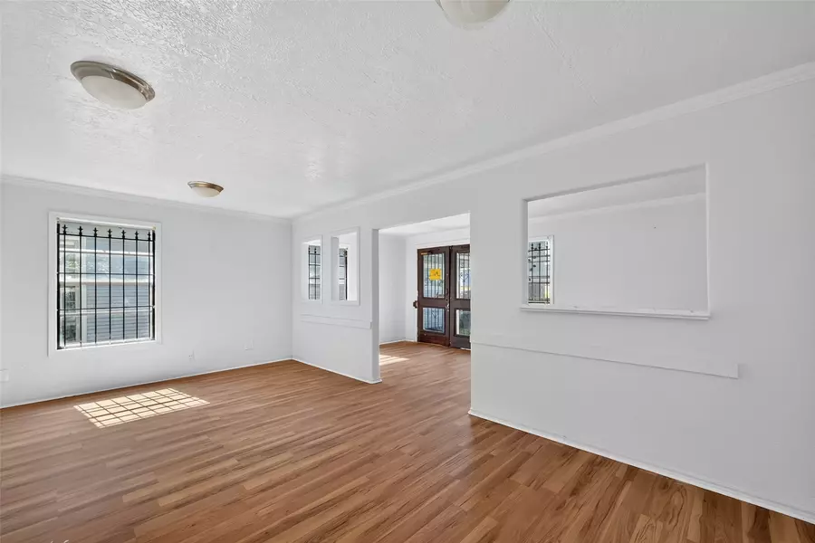 7515 Canal ST, Houston, TX 77012