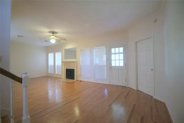 Sugar Land, TX 77498,16326 Brush Meadows CT