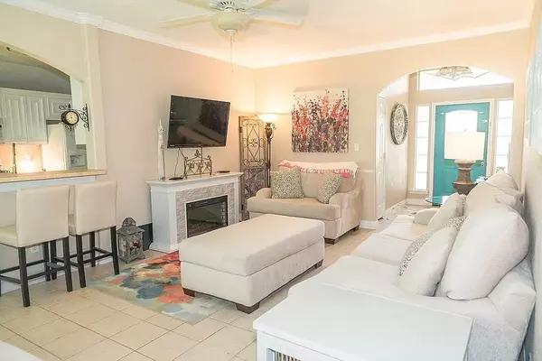 La Porte, TX 77571,1015 San Jacinto ST