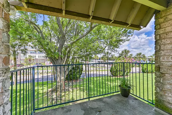 Galveston, TX 77550,7008 N Holiday Drive