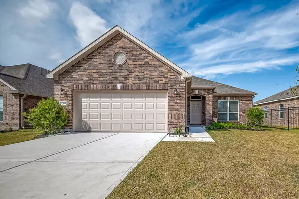 2203 Manila, Texas City, TX 77568