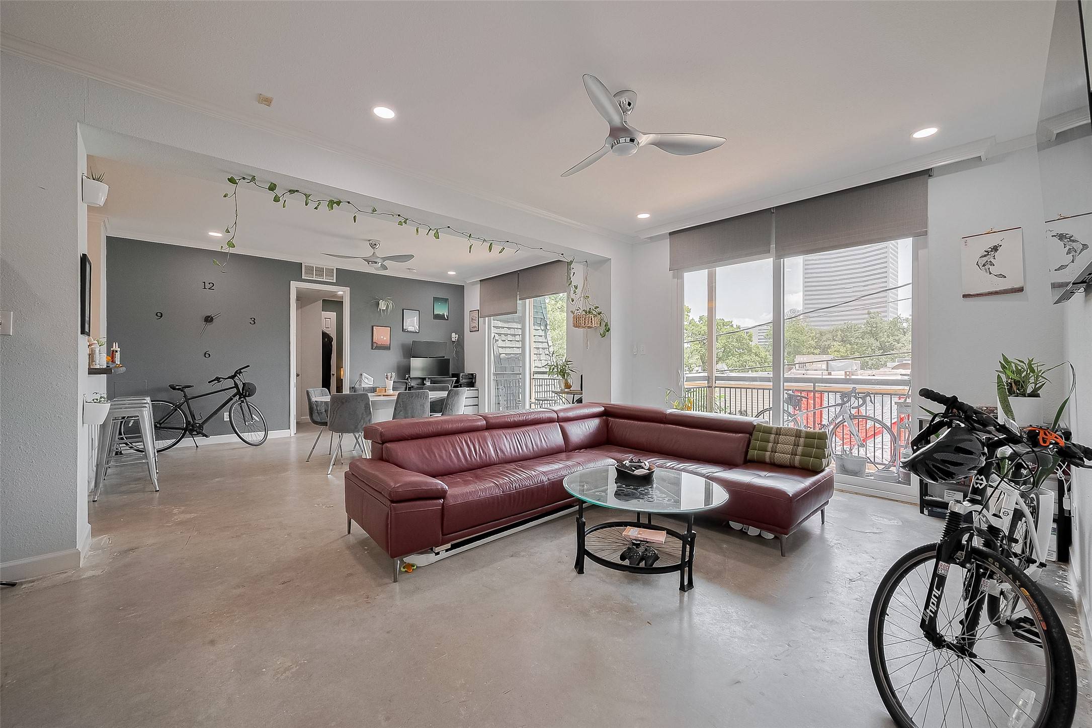 4515 briar hollow place #307, Houston, TX 77027
