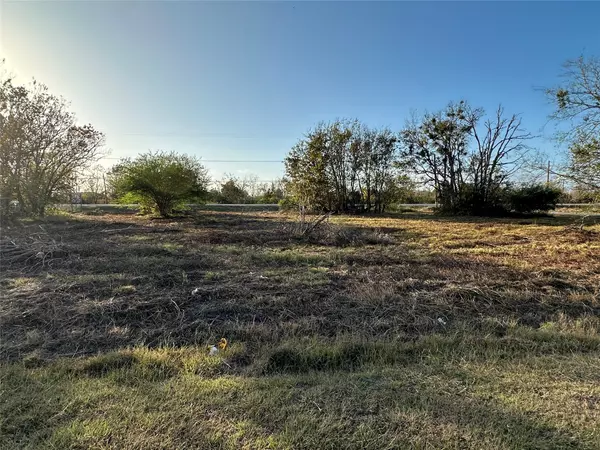 Palacios, TX 77465,0 1st ST