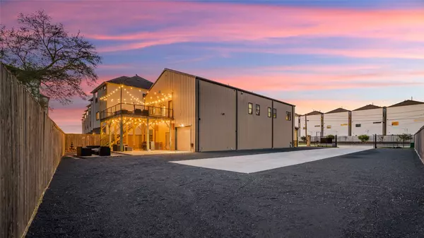 Houston, TX 77007,4119 Allen St