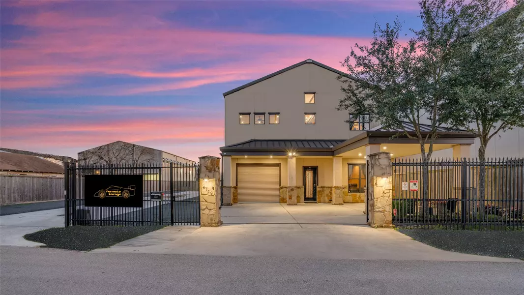 4119 Allen St, Houston, TX 77007