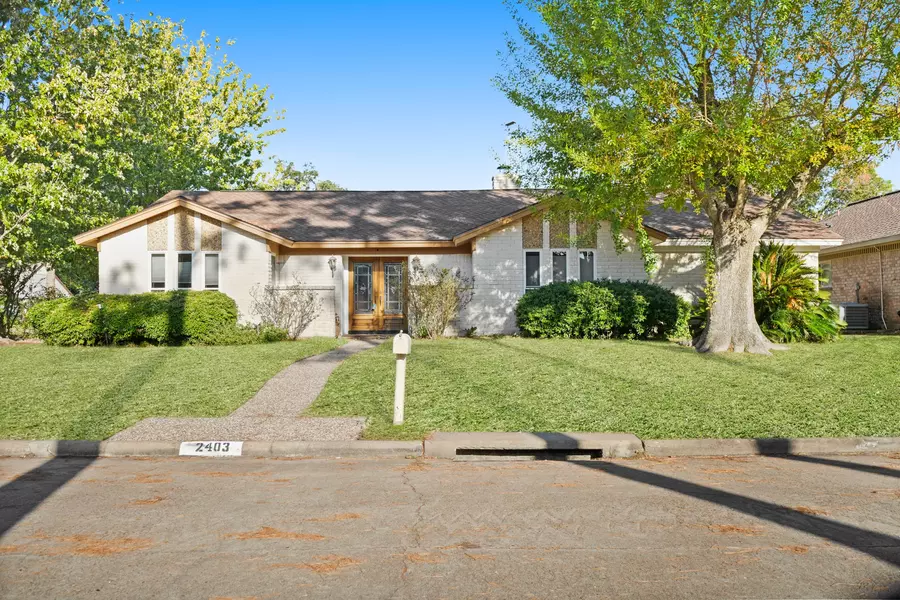 2403 Elmgate DR, Houston, TX 77080