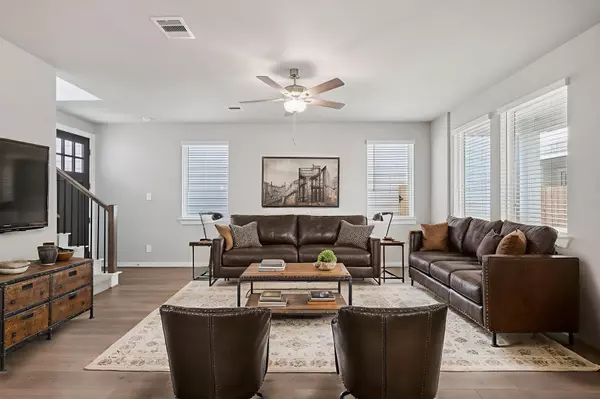 10010 Rustic Charm ST, Houston, TX 77080