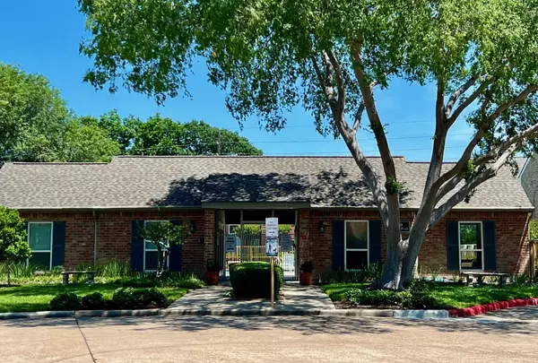 Houston, TX 77057,1023 Fountain View DR