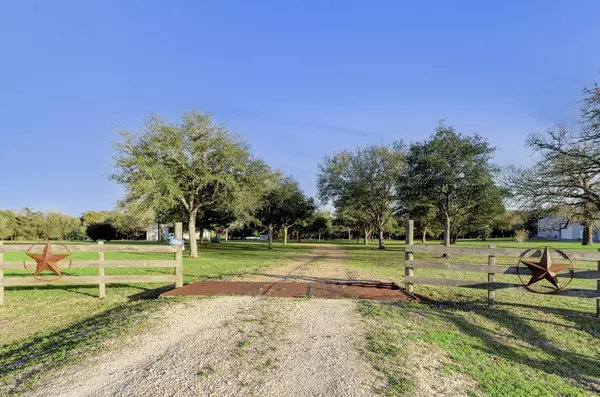 Fayetteville, TX 78940,386 W Fm 389