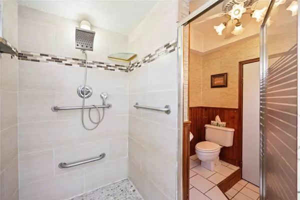 7518 Magnolia ST, Houston, TX 77023