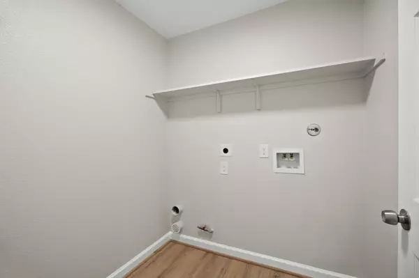 Pasadena, TX 77503,812 Busse CIR