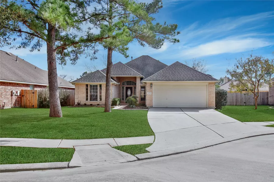 11719 Short Trail LN, Tomball, TX 77377