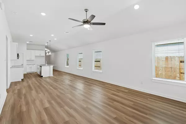 Fulshear, TX 77441,31911 Splendor DR