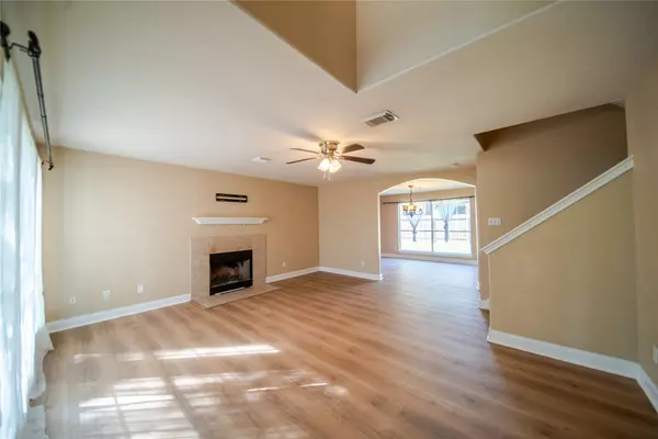 Montgomery, TX 77356,10723 Scenic DR