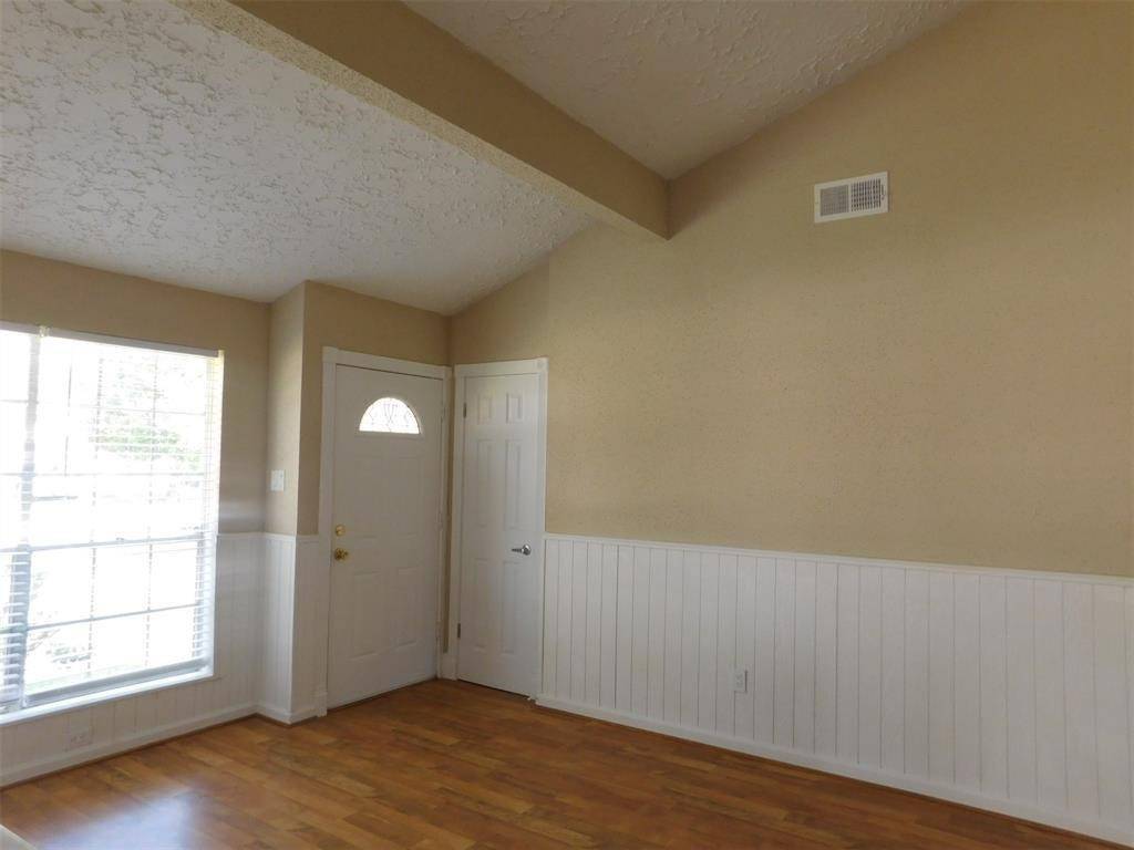 Sugar Land, TX 77498,17002 Rippling Mill DR