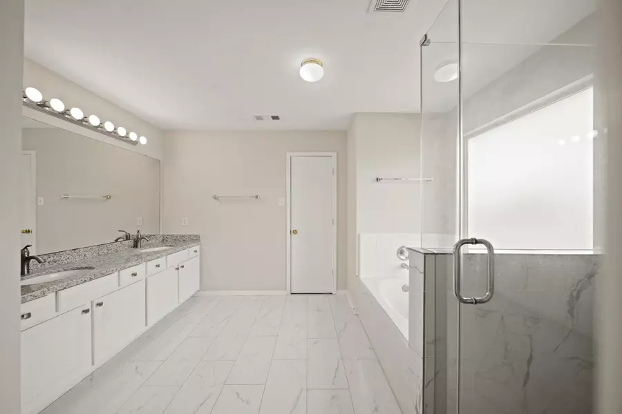 8119 Solara BND, Houston, TX 77083