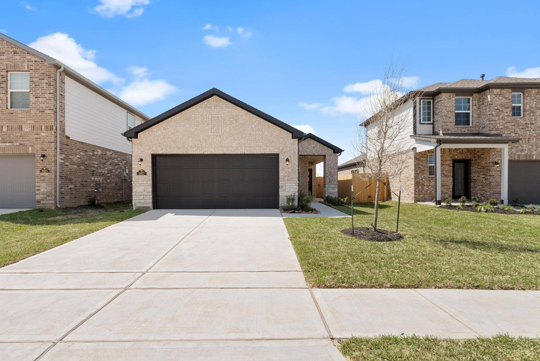 Katy, TX 77493,5827 Fresh View Court