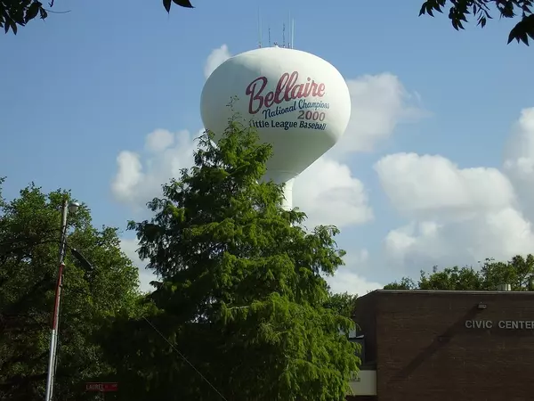 Bellaire, TX 77401,4301 Effie ST