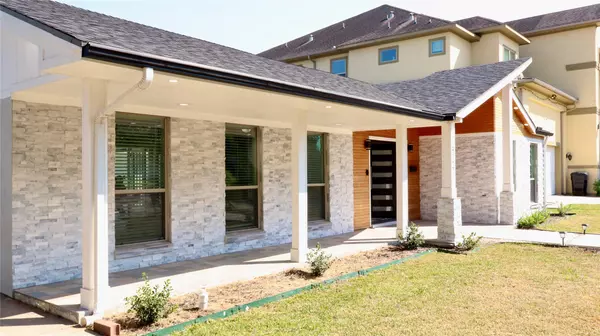 9121 Fordshire DR, Houston, TX 77025